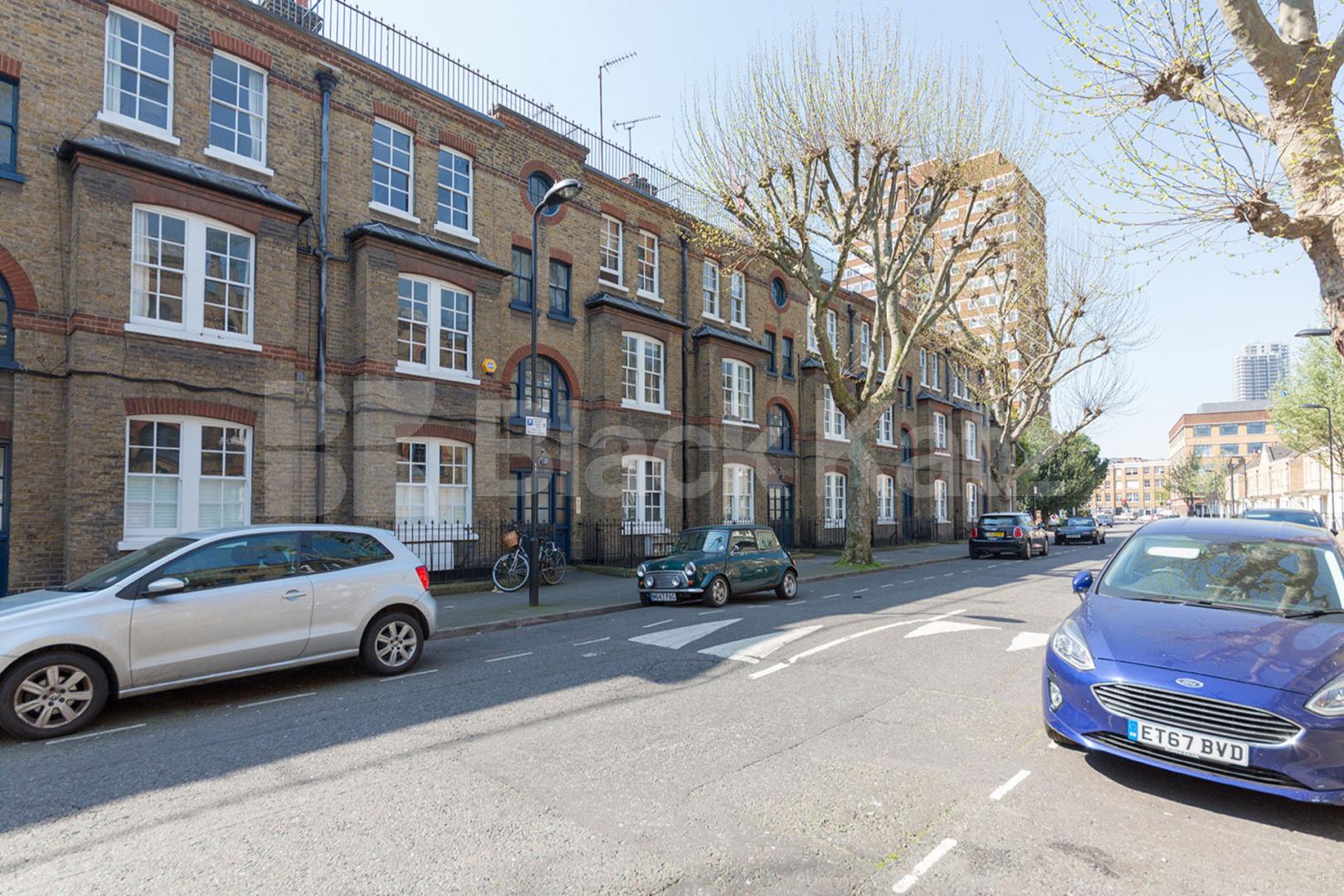 A split level two bedroom apartment situated within a 1900s built building Haberdasher street, Old Street